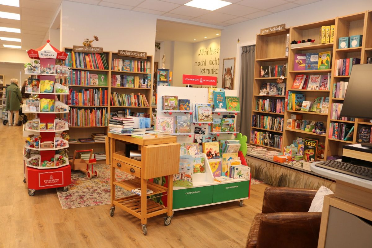 Eröffnung der Buchhandlung Blattwerk & UweLo