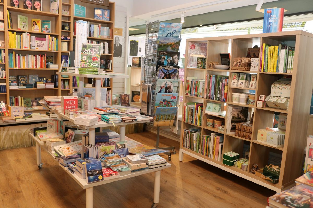 Eröffnung der Buchhandlung Blattwerk & UweLo